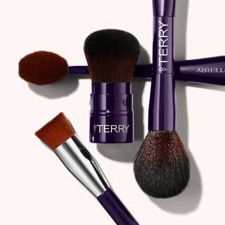 Brush 7 - Eye Blender Brush