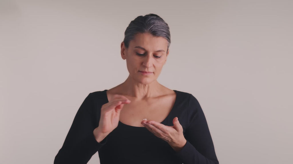 Cellcosmet - Video tutoriel - Neck_And_Decollete.mp4